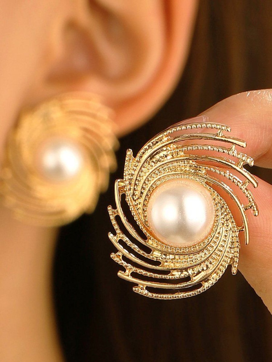 Accessories zolucky | Cross-Border New Style Pearl Spiral Earrings For Women Ins Style European And American Design Braided Texture Earrings Medieval Earrings Golden