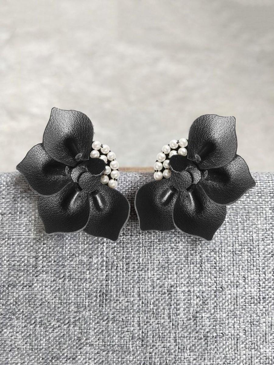 Accessories zolucky | Elegant Handmade 3D Pu Leather Imitation Pearl Flower Earrings